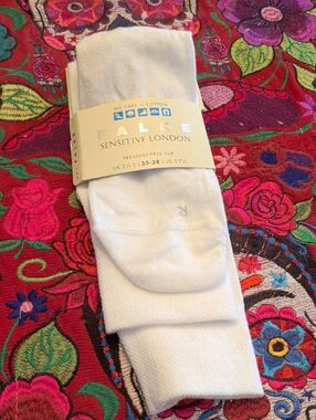 Falke Sensitive London White Cotton Men's Dress Socks